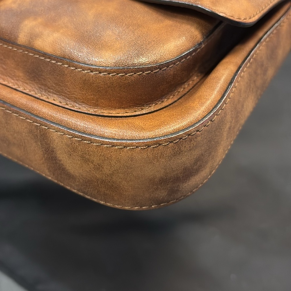 Celine wristlet - Picture 6 of 14